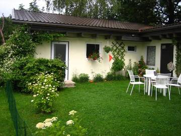 Фотографии Дома для отпуска Secret garden house in the center of Sigulda г. Сигулда (Латвия) №1 Фото Дома для отпуска Secret garden house in the center of Sigulda г. Сигулда 1