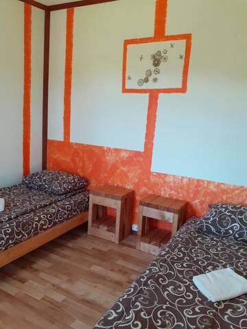 Фото номера Двухместный номер с 2 отдельными кроватями, вид на сад Кемпинги Kempings Sigulda г. Сигулда 18