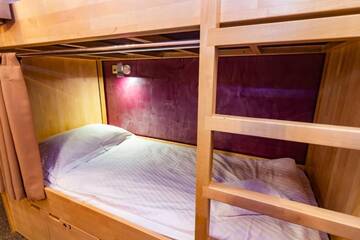 Фото номера Кровать в общем 6-местном номере для мужчин и женщин Хостелы MyHostel VOYAGE Sigulda г. Сигулда 3