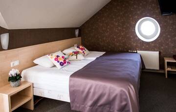 Фото номера Семейный номер Отель Hotel Sigulda г. Сигулда 2
